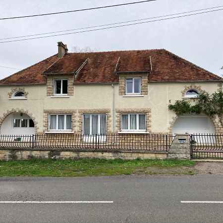 Lac De Lumiere. Relax With Rural Lakeside Living Herry Exterior photo