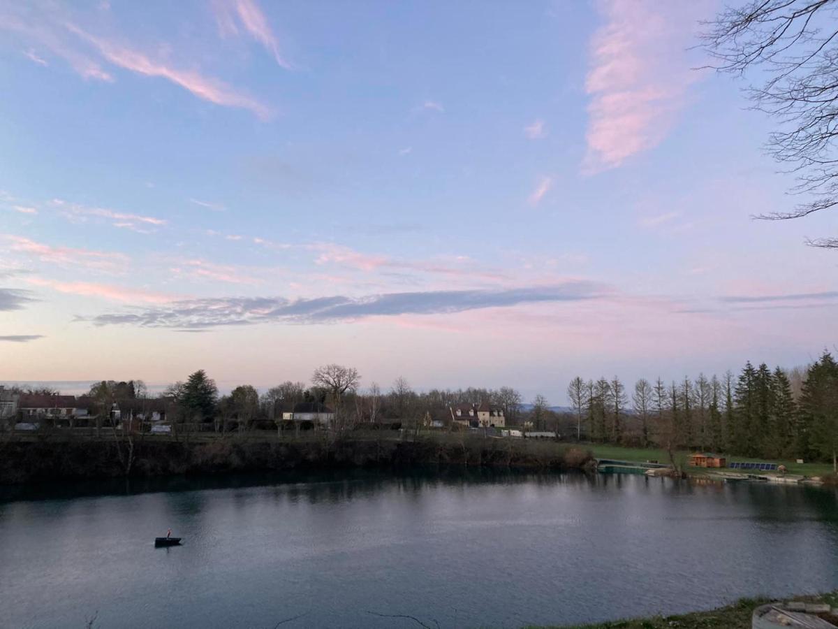 Lac De Lumiere. Relax With Rural Lakeside Living Herry Exterior photo